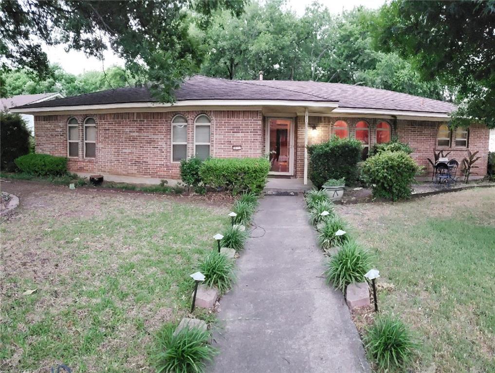 111 Capri Drive - Photo 1