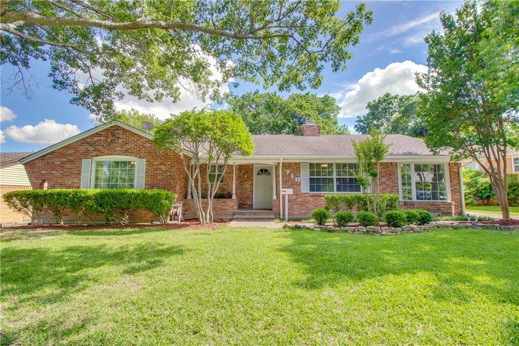 710 Peach Tree Lane - Photo 1