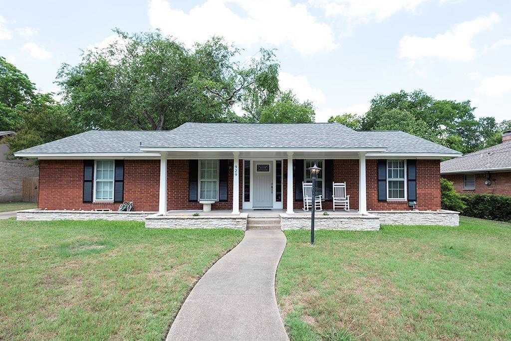 929 Ray Andra Drive - Photo 1