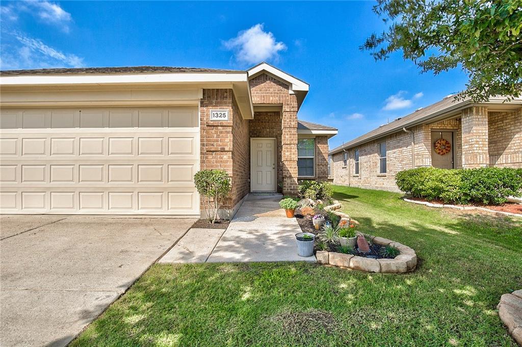 1325 Silver Maple Lane - Photo 1