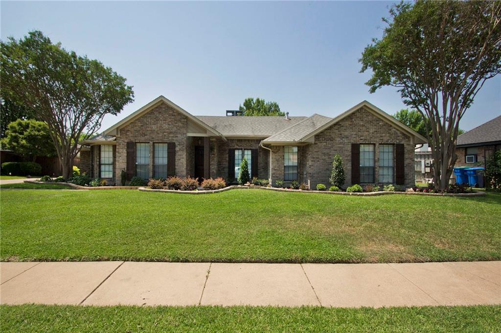 3406 Colonial Drive - Photo 1