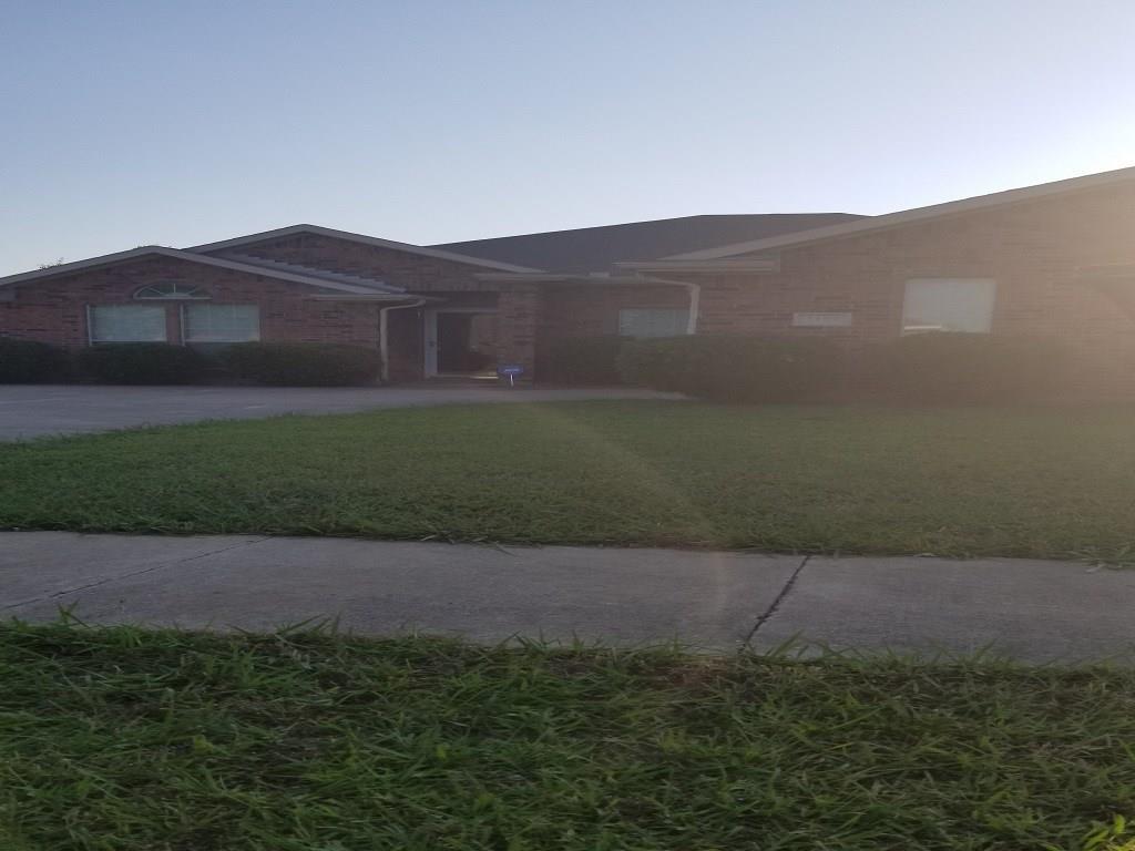 1109 Rio Bravo Drive - Photo 1