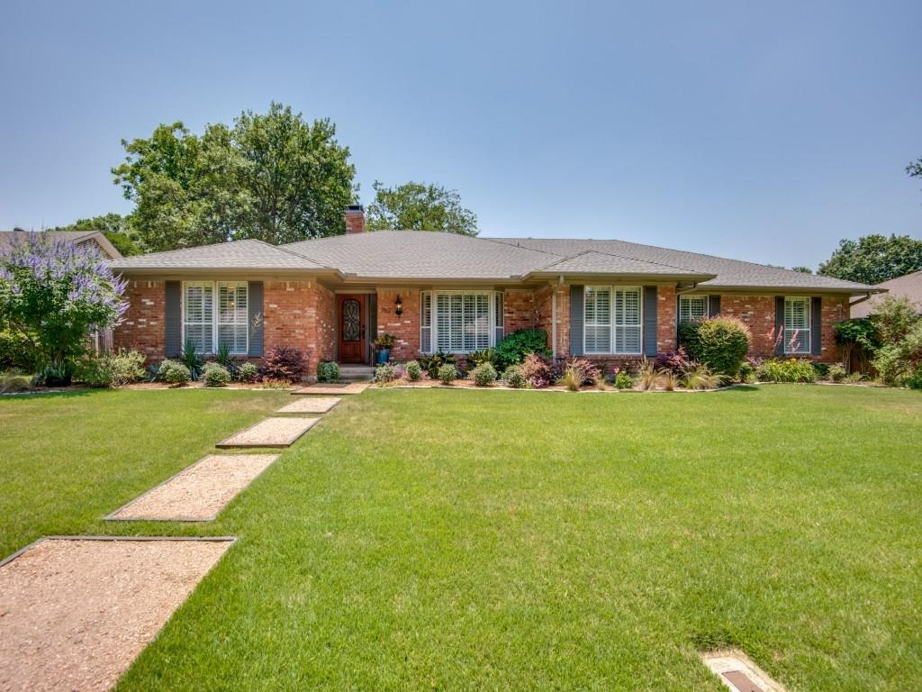 7812 Roundrock Road - Photo 1