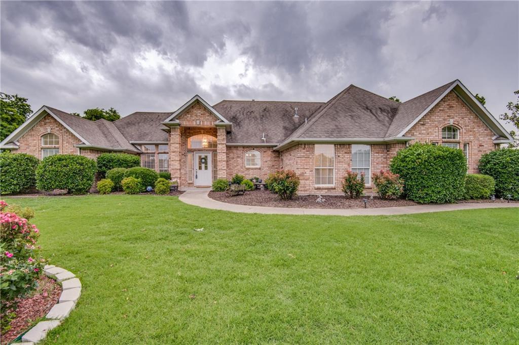 1209 Red Oak Circle - Photo 1