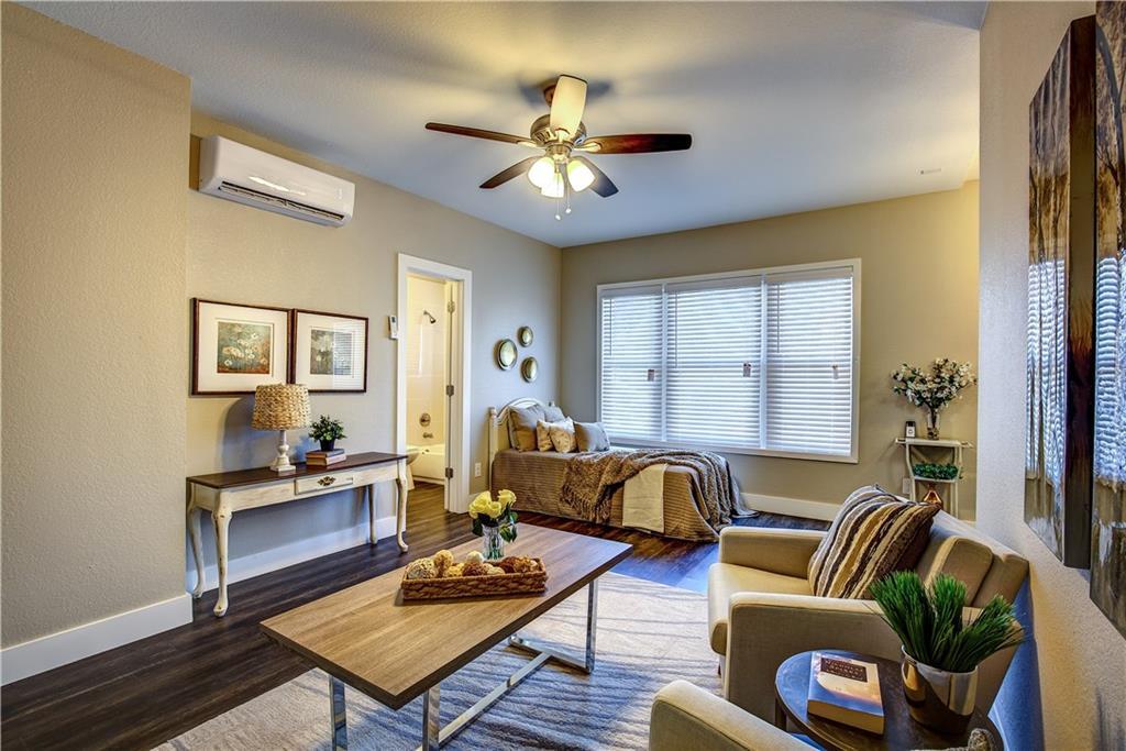 615 Marsalis Avenue - Photo 1