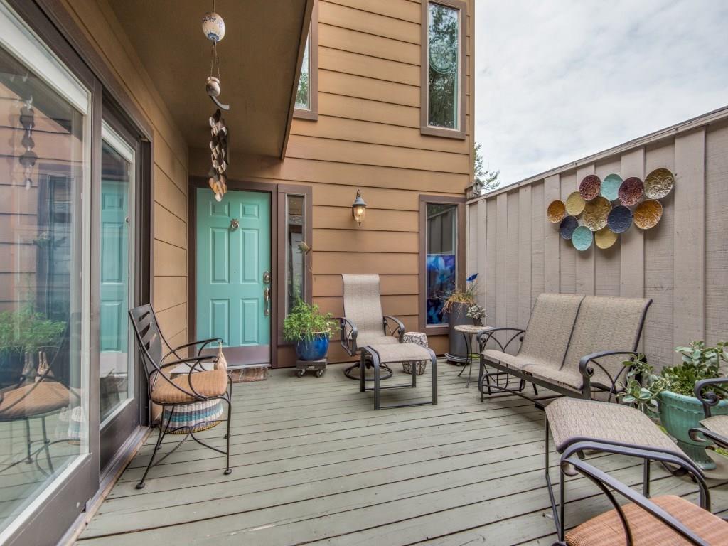 3213 Whispering Oak - Photo 1