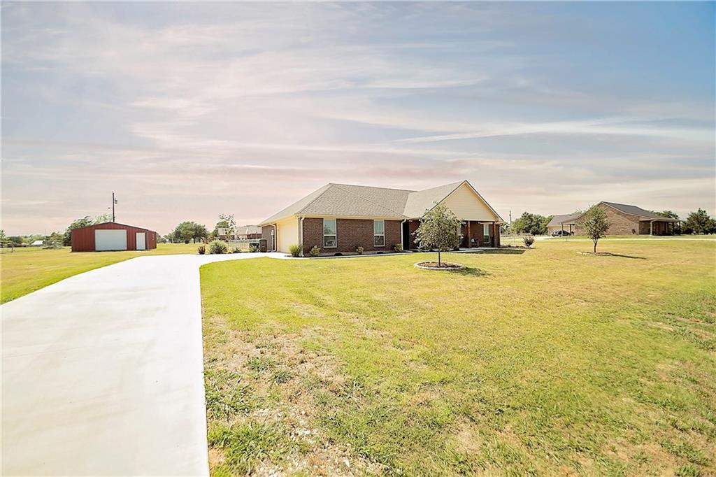 714 Mohawk Drive - Photo 1