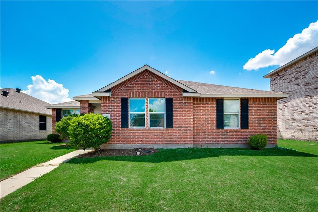 2811 Lake Terrace Drive - Photo 1