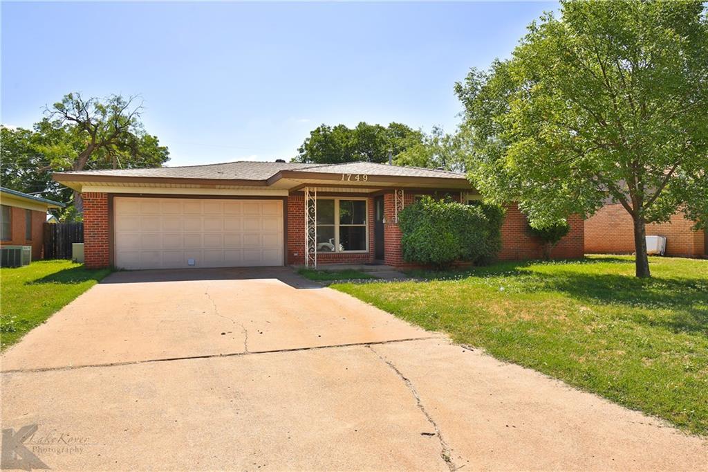 1749 Willis Street - Photo 1