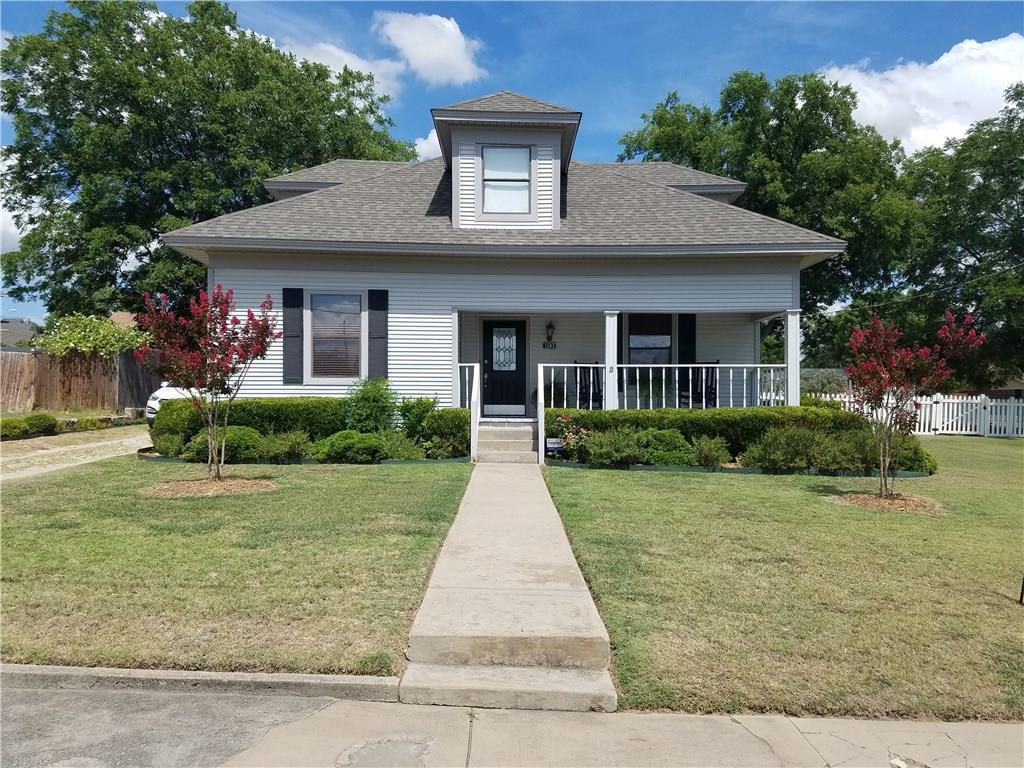1103 Trinity Street - Photo 1