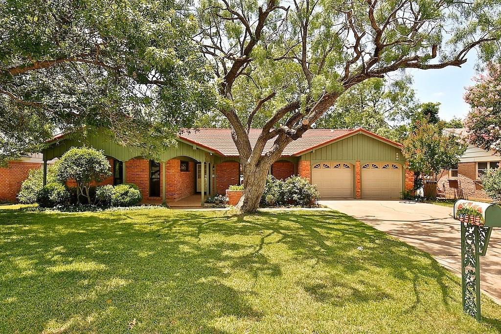 850 Harwell Street - Photo 1
