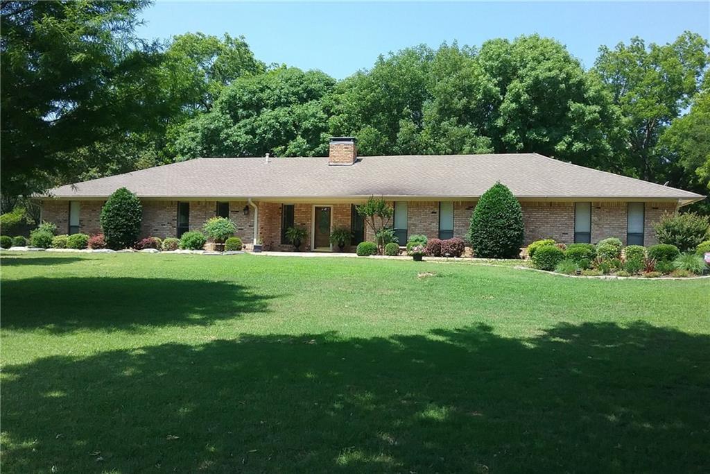 2810 Washington Street - Photo 1