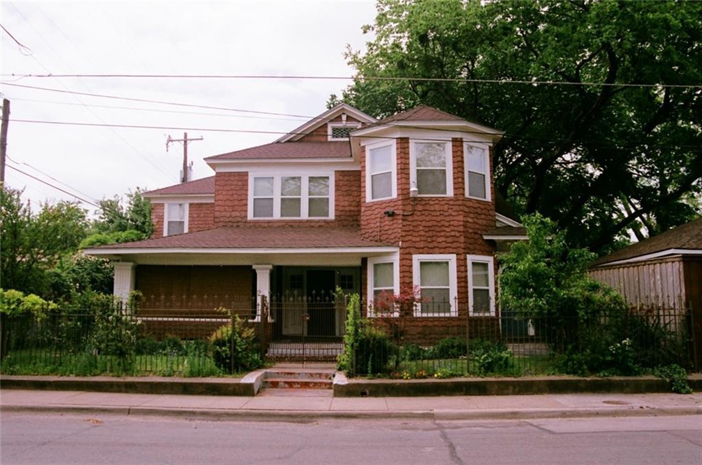 203 Colson - Photo 1