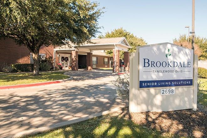 2698 Hulen Street - Photo 1