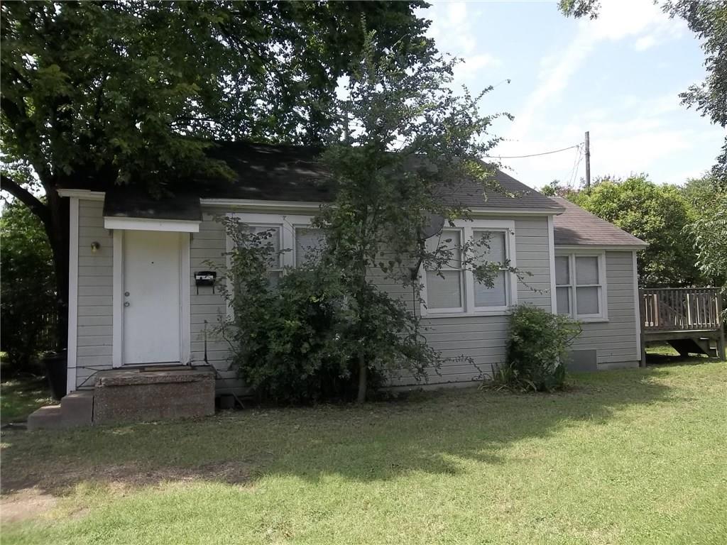 306 Clay Street - Photo 1