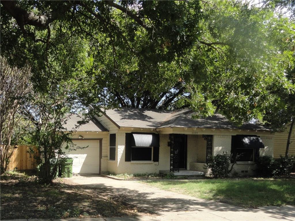 3005 Holm Drive - Photo 1