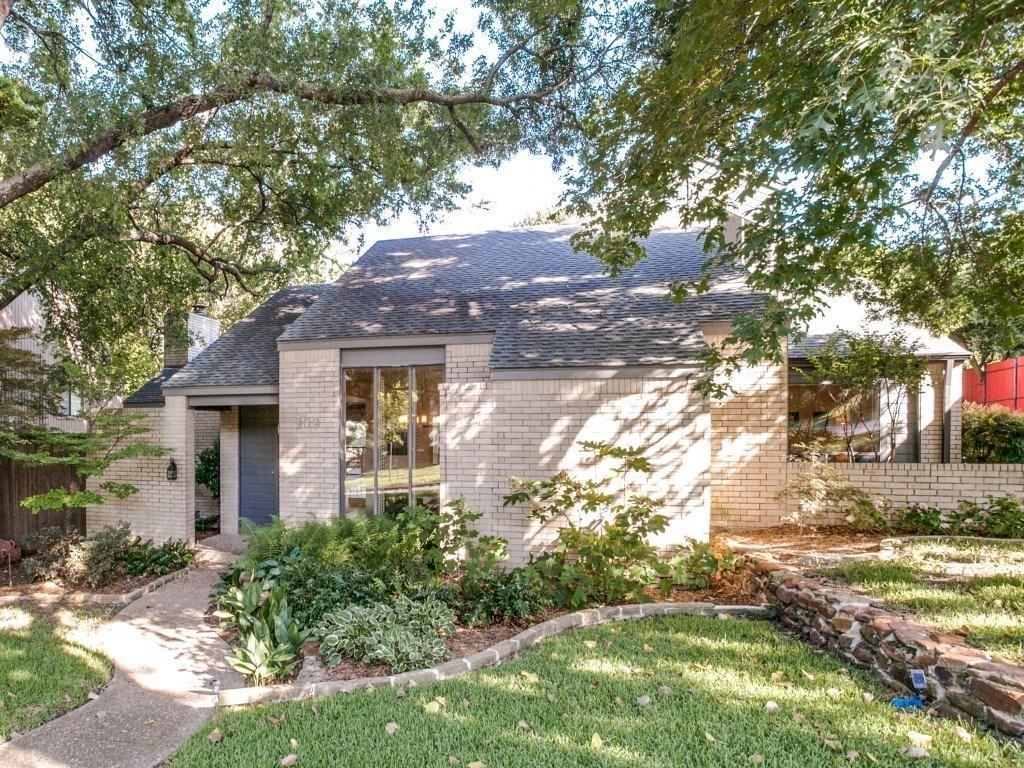 909 Easton Place - Photo 1