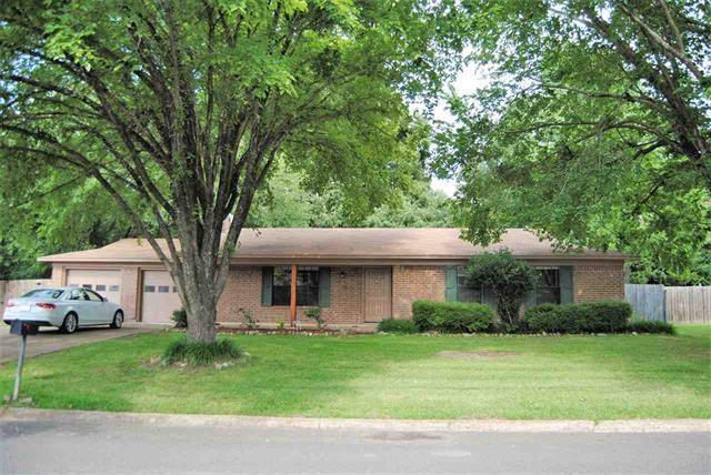 620 Yale Drive - Photo 1
