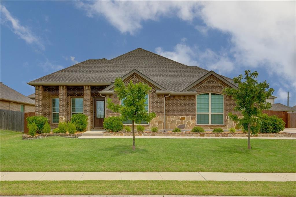 710 Lariat Lane - Photo 1