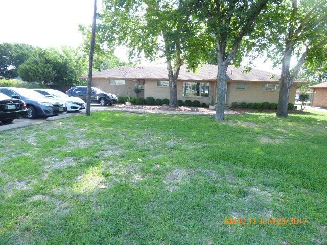 718 Hampton Road - Photo 1