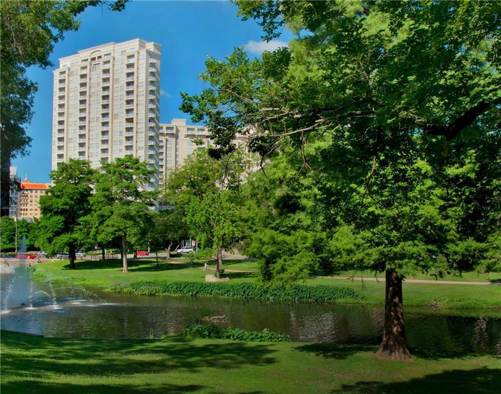 3225 Turtle Creek Boulevard - Photo 1