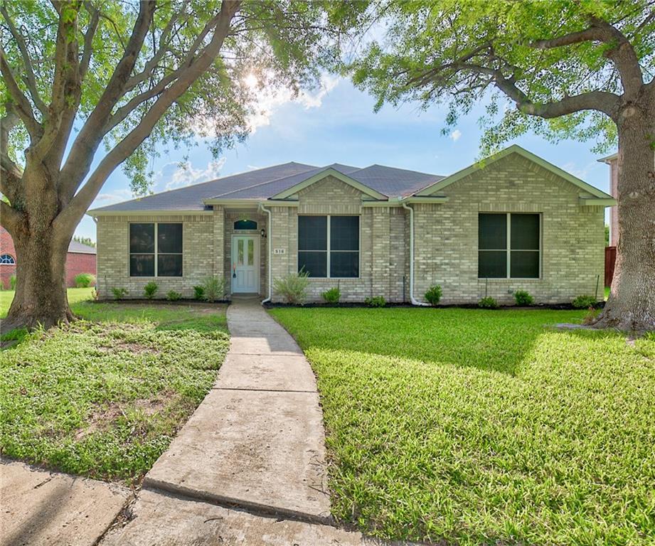 516 Onyx Court - Photo 1