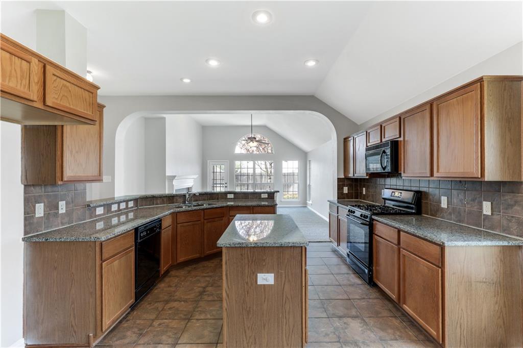 126 Cole Street - Photo 1
