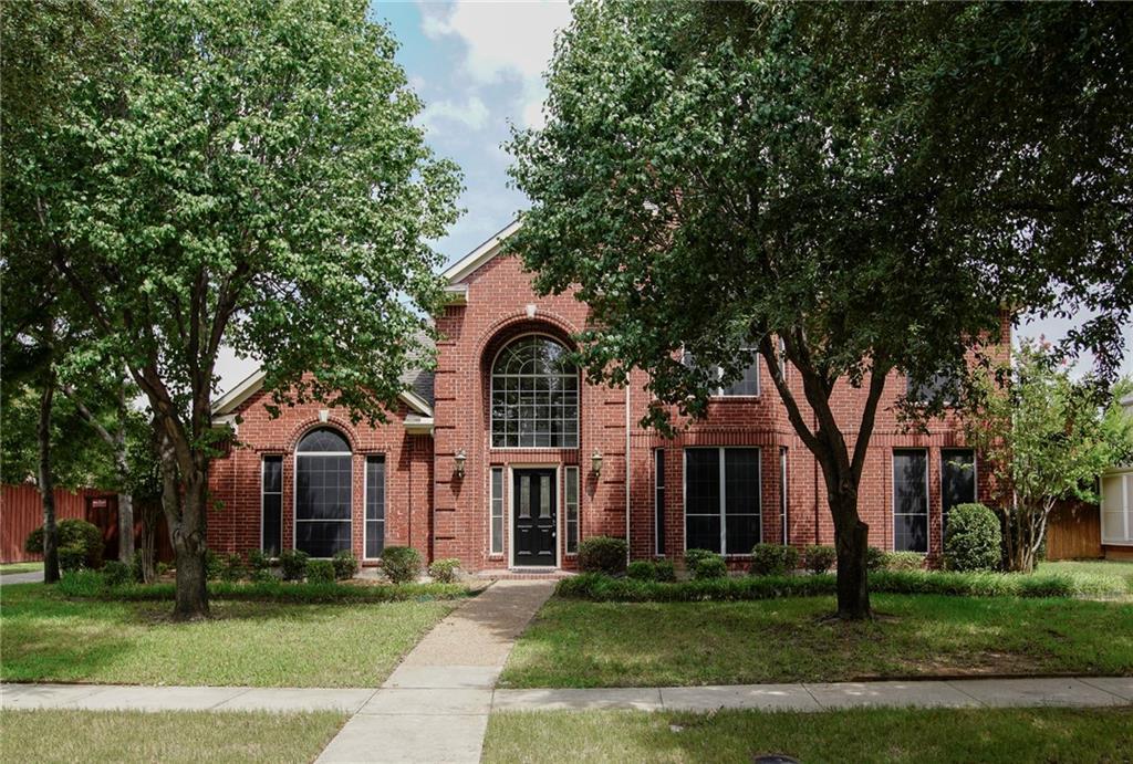 132 Kingsridge Drive - Photo 1