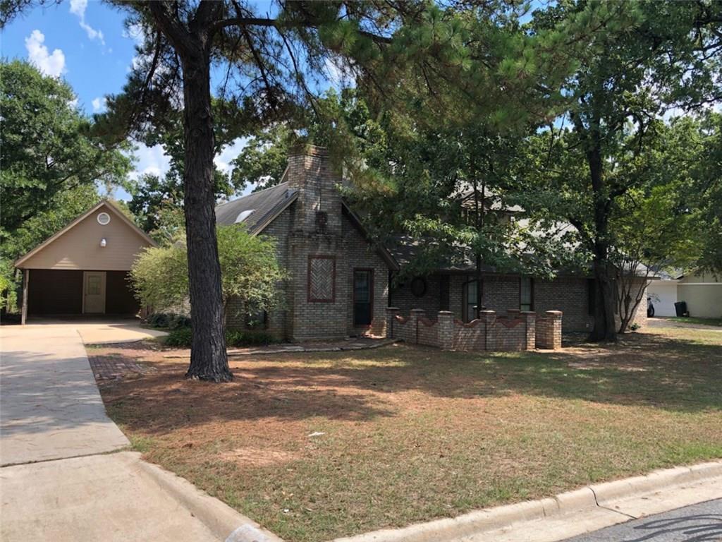 835 39th Street - Photo 1