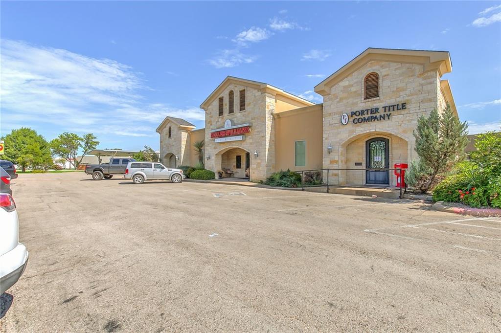 1099 Waters Edge Drive - Photo 1