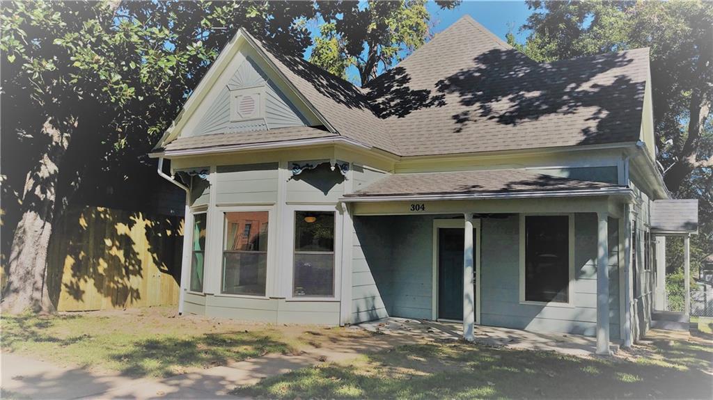 304 5th Avenue - Photo 1
