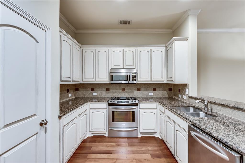 8823 Tudor Place - Photo 1