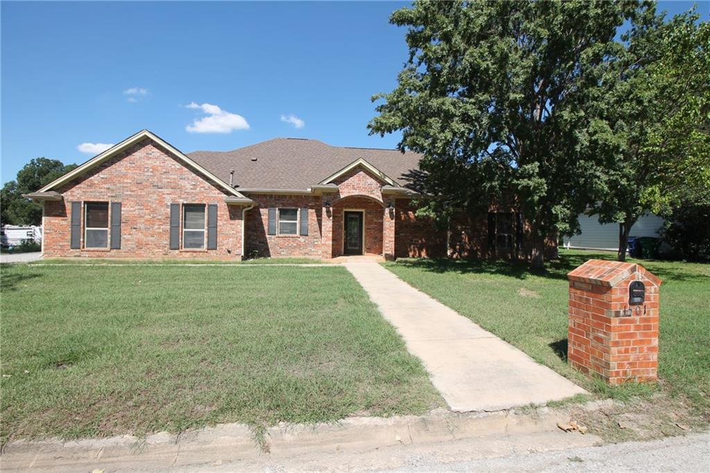1501 Vine Street - Photo 1