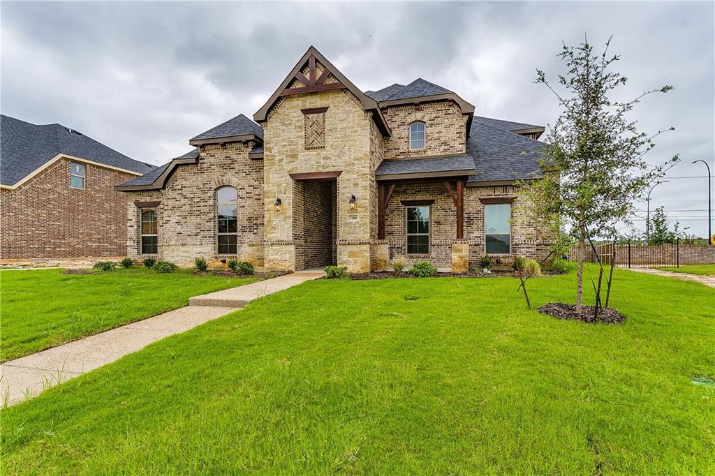 7300 Vicari Drive - Photo 1