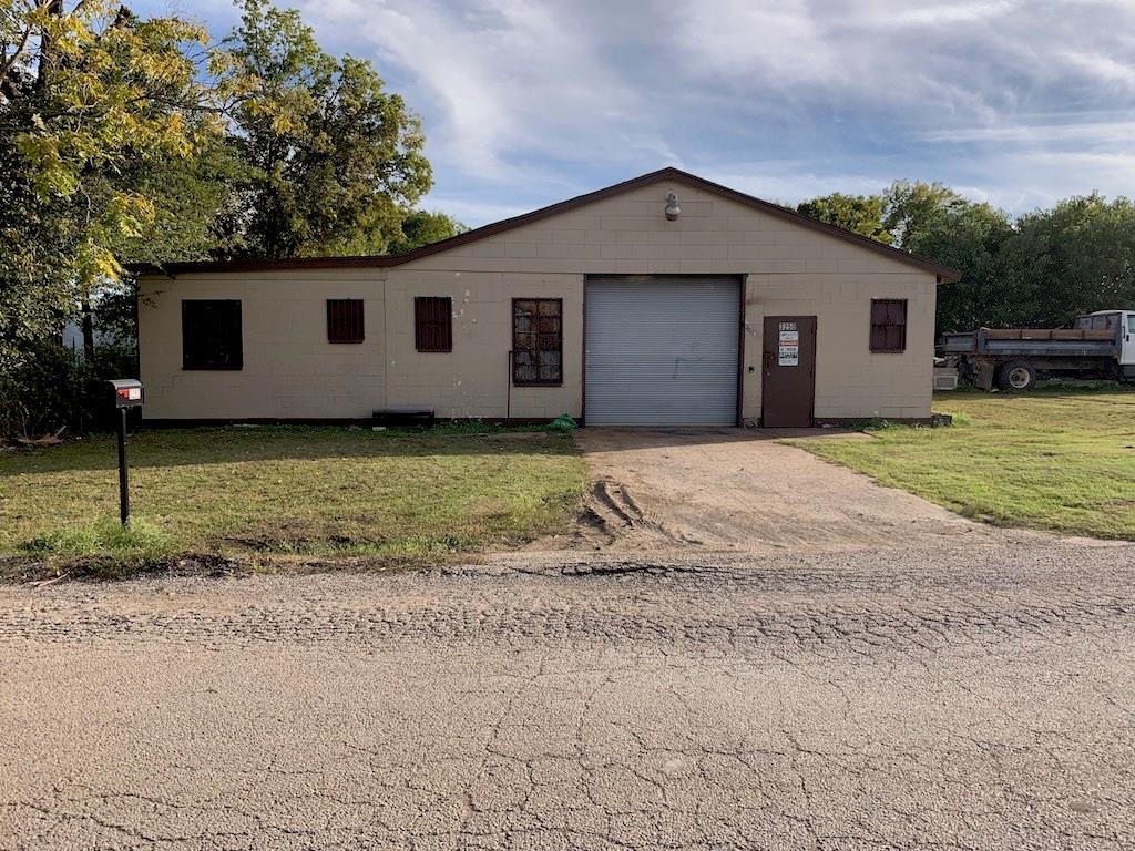 3250 Shasta Drive - Photo 1