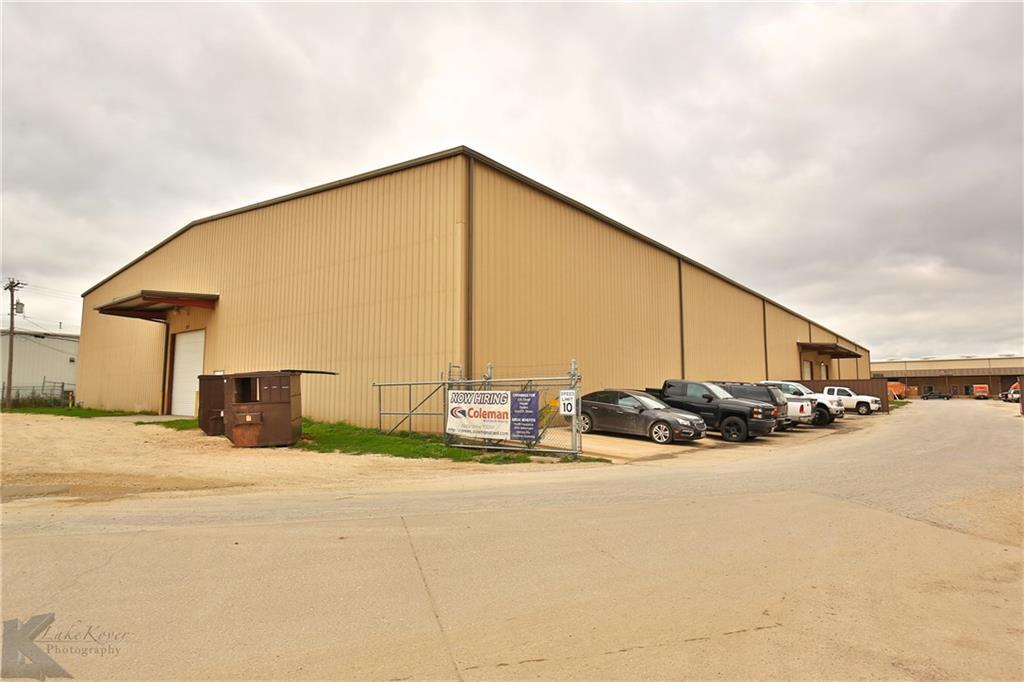4658 Treadaway - Photo 1