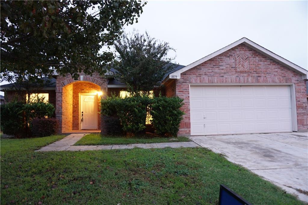 1079 Magnolia Lane - Photo 1