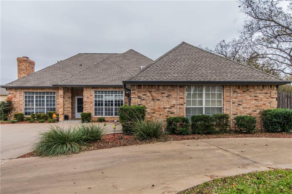 6102 Waverly Court - Photo 1
