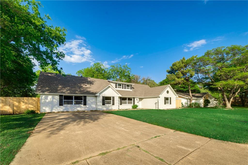 4805 Westlake Drive - Photo 1