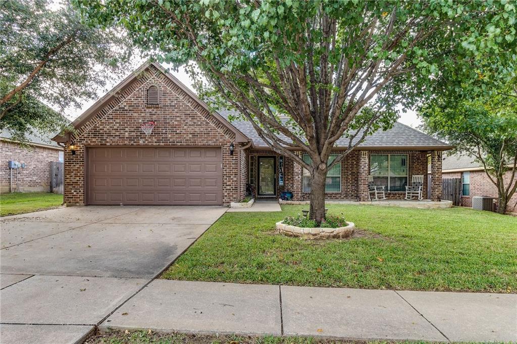 709 Dove Ridge - Photo 1