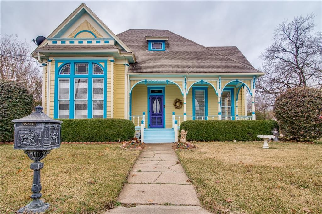 3824 Moulton Street - Photo 1