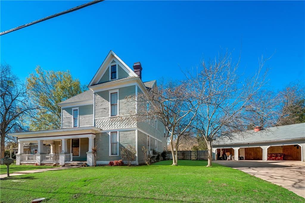 801 Rockwall Avenue - Photo 1
