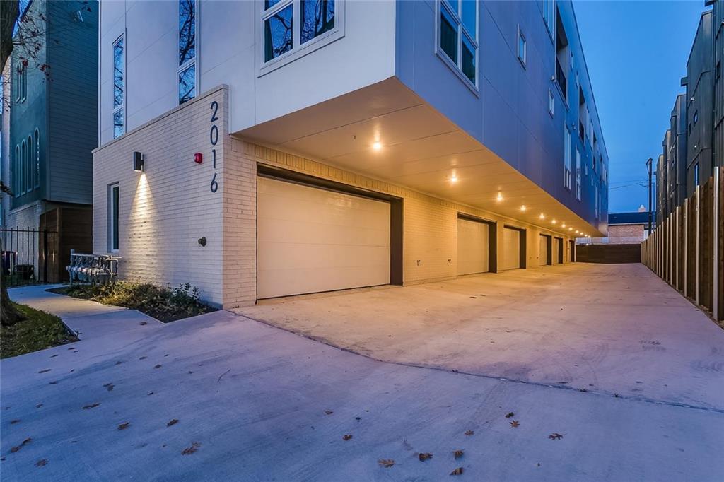 2016 Fitzhugh Avenue - Photo 1