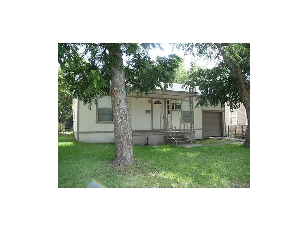 2809 Hemphill Street - Photo 1