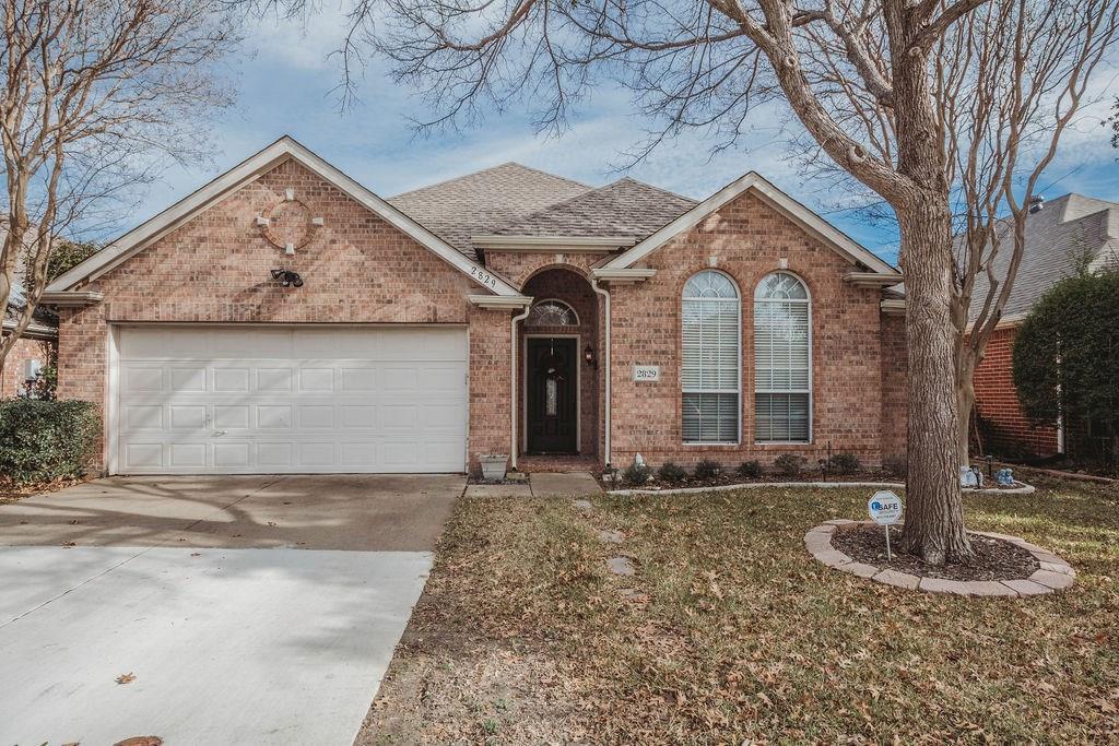 2829 Dunbar Drive - Photo 1