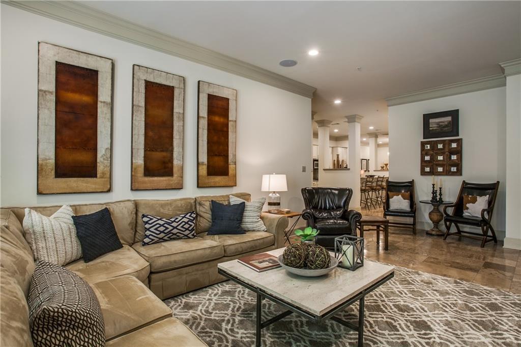 2848 Woodside Street - Photo 1