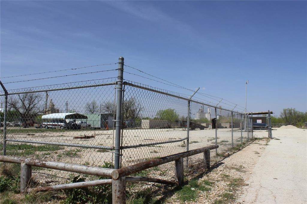 124 14th Street - Photo 1