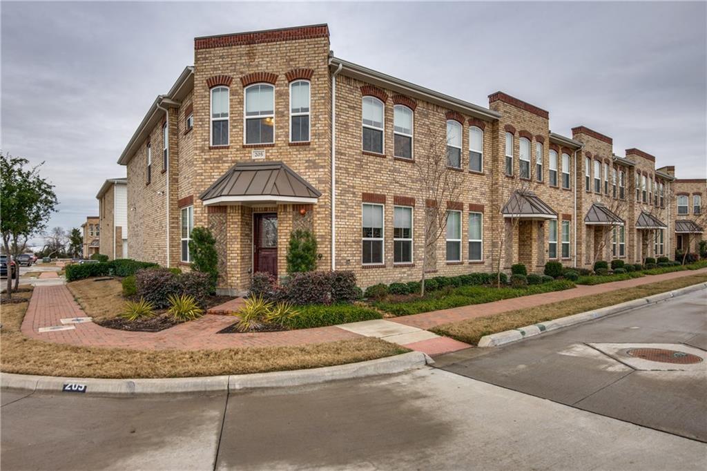 205 Lily Lane - Photo 1