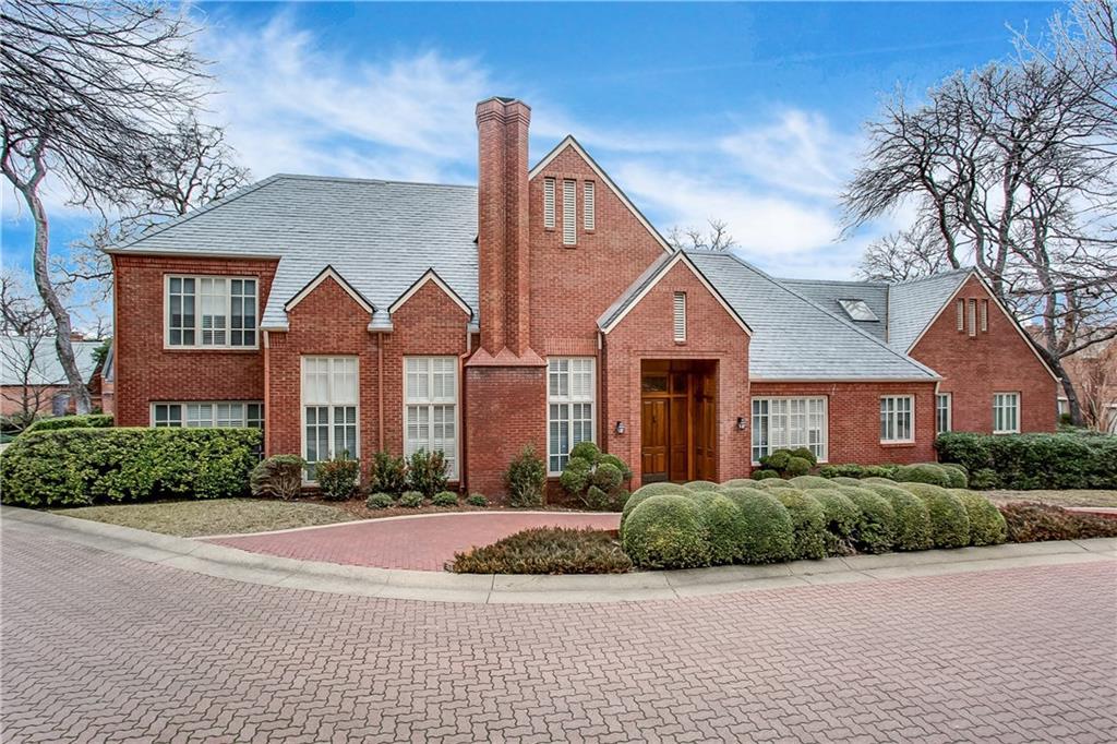4976 Westbriar Drive - Photo 1