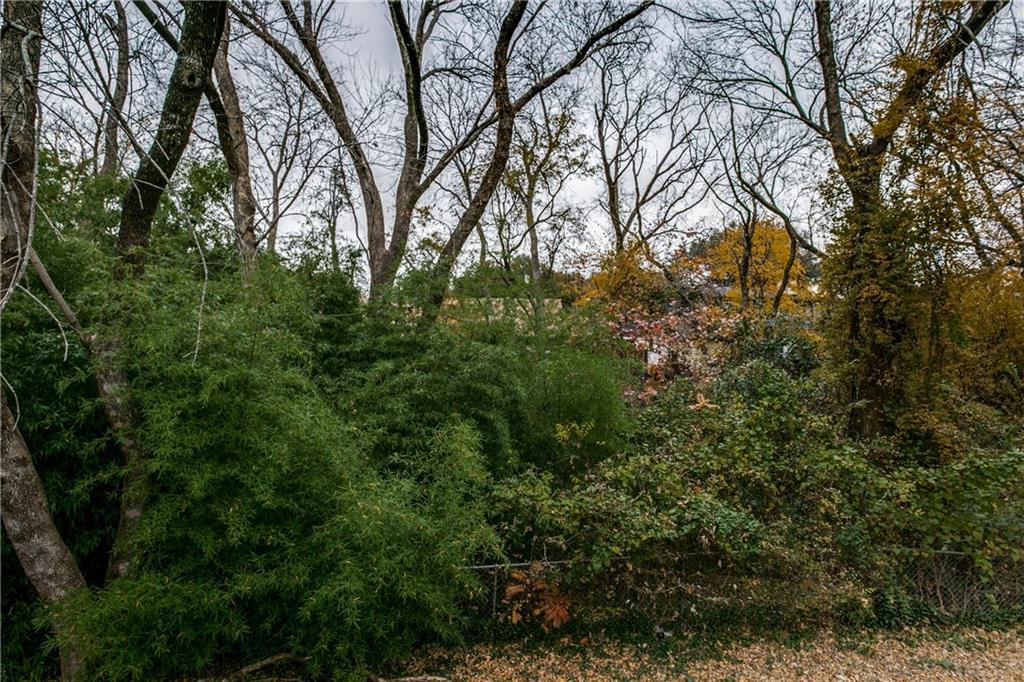 411 Valley Glen Drive - Photo 1